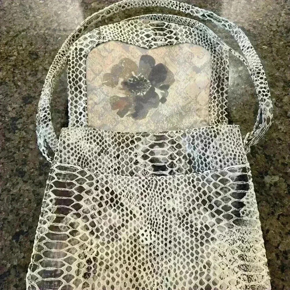 Elliott Lucca Leather Snakeskin Handbag - Picture 7 of 10